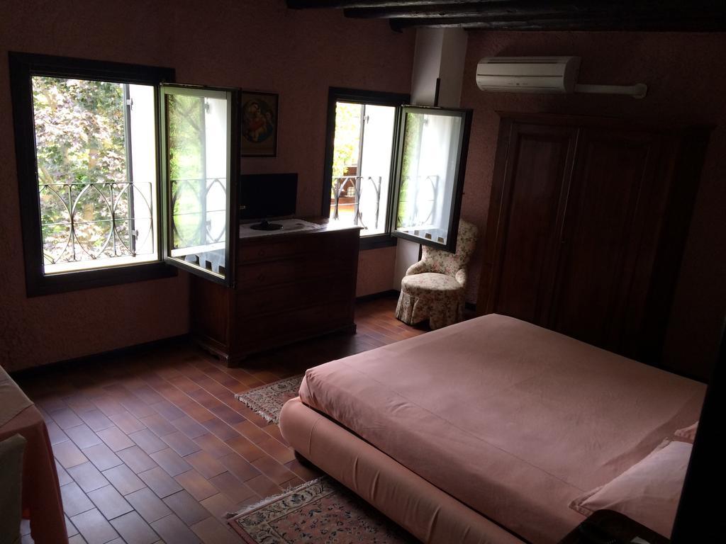 Il Podere Del Convento Villorba Szoba fotó